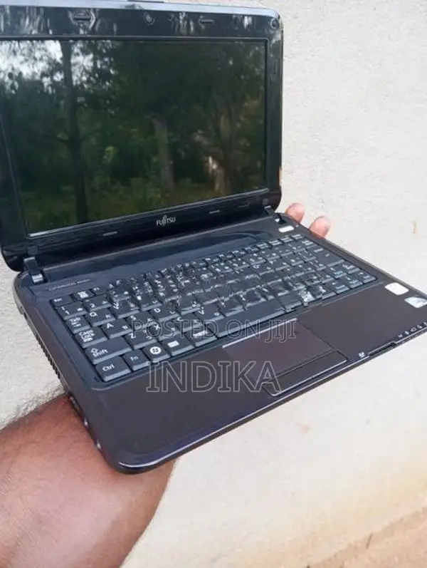 Fujitsu Lifebook Mini Laptop