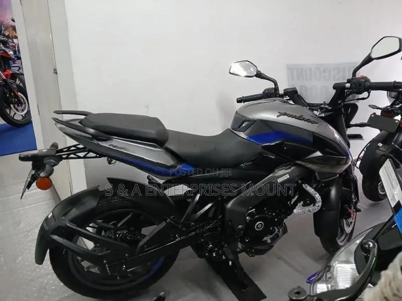 Bajaj Pulsar NS200 2026