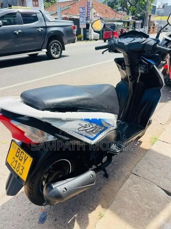 Honda Dio 2018