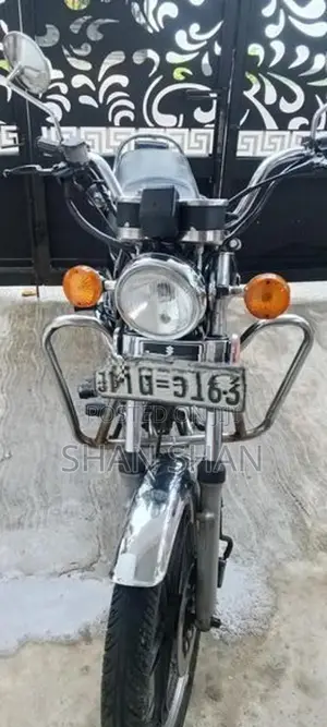 Suzuki GN 125 2000
