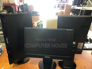 19” Wide Monitor