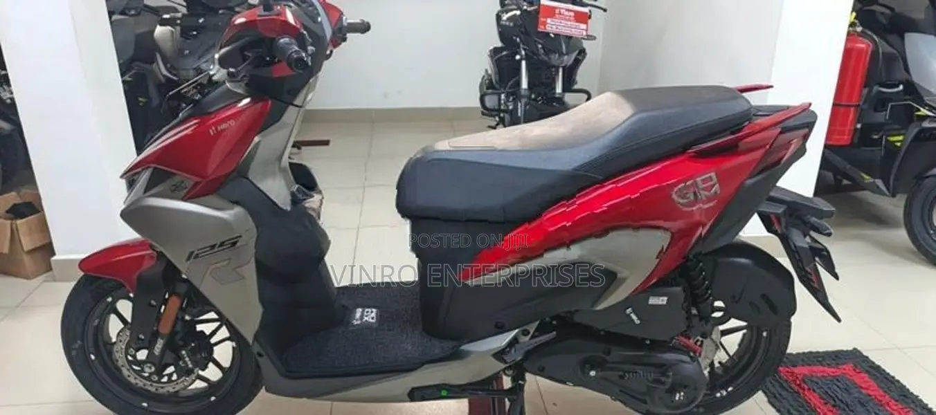 Hero XOOM 125R 2026