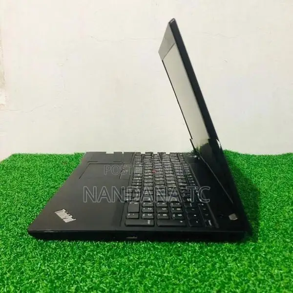 Laptop Lenovo i3 8th Gen