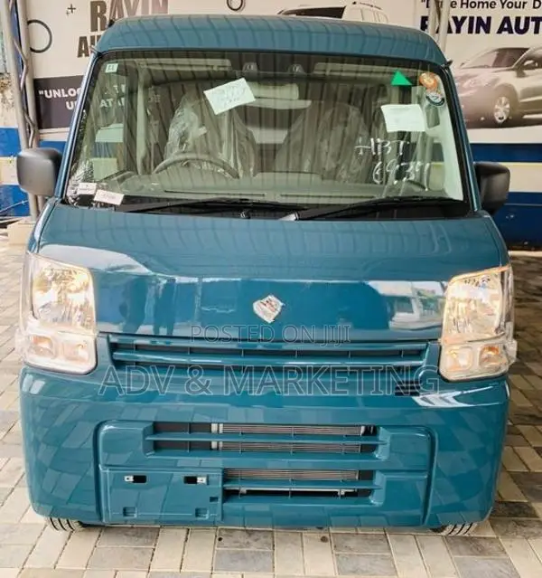Suzuki Every 2025