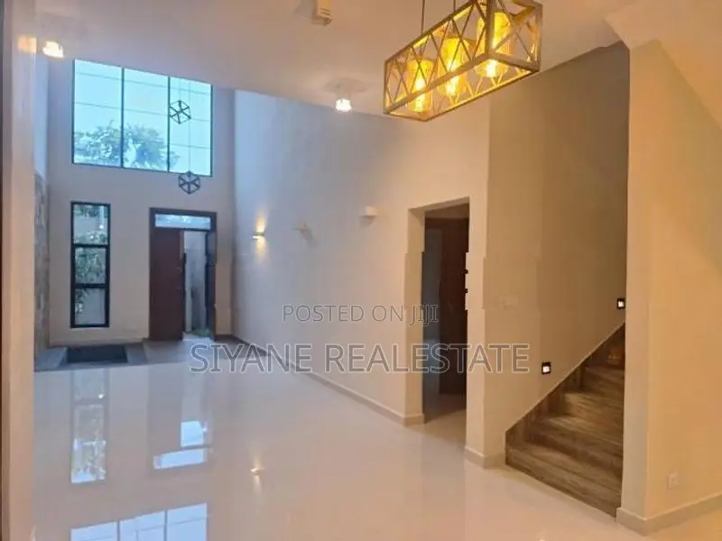 Luxury House For Sale in Dehiwala