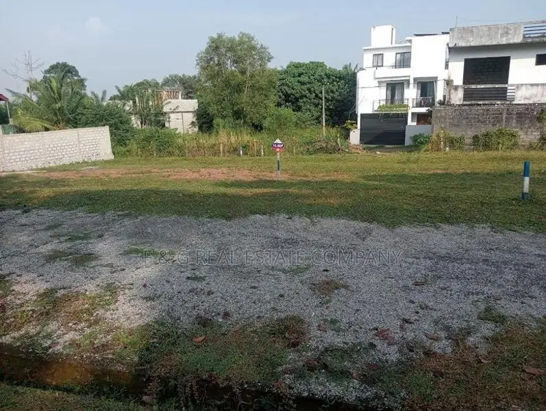 Valuable Land Plots Sale in Athurugiriya Town