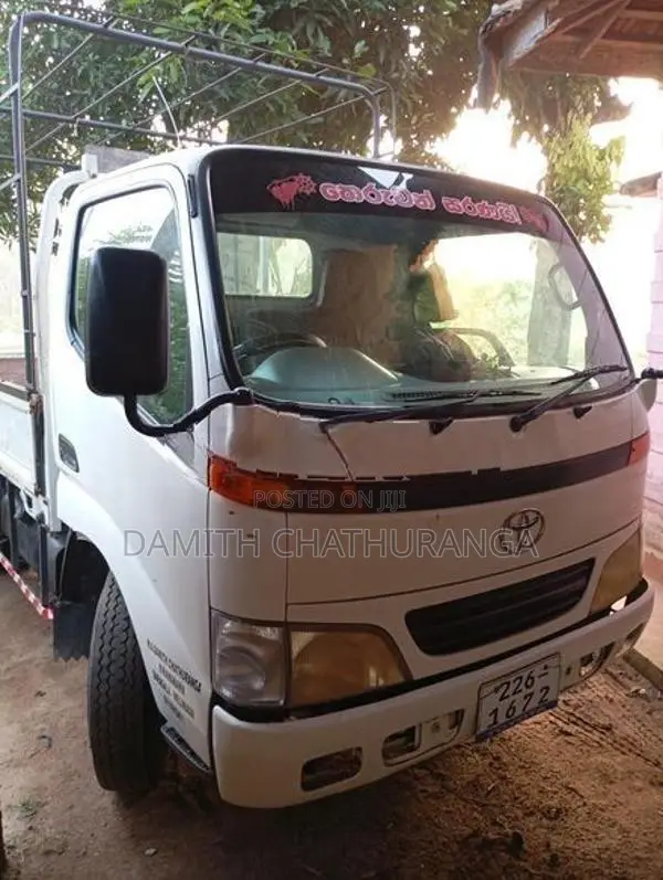 Toyota Dyna lorry 1995