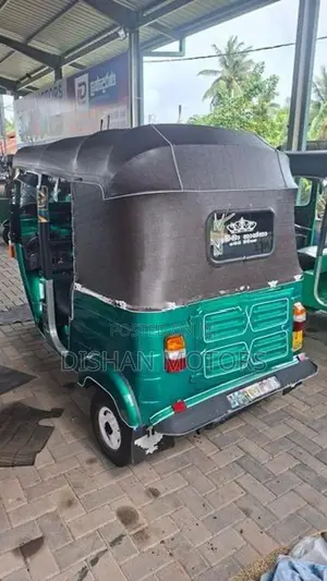 Bajaj RE 4Stroke 2012