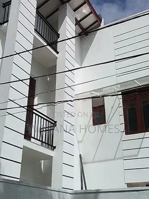 Brand new 3 Story House for sale Madiwela