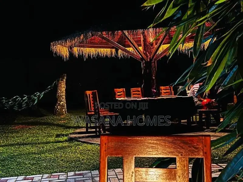 Standard Hotel for sale Wadduwa