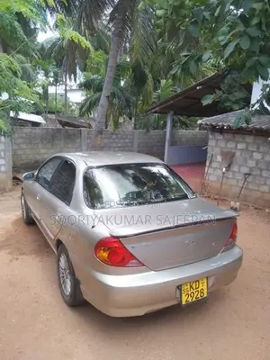 Kia Spectra 2001