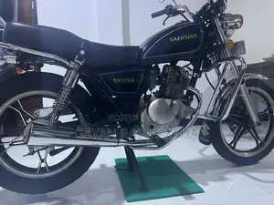Suzuki GN 125 2018