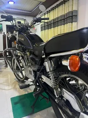 Suzuki GN 125 2018