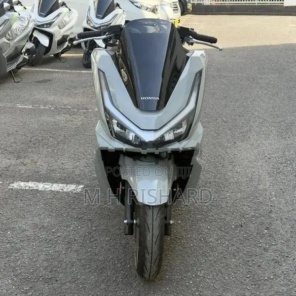 Honda PCX160 2025