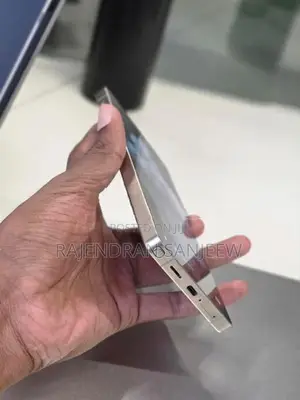 Samsung Galaxy S25 Ultra (Used)