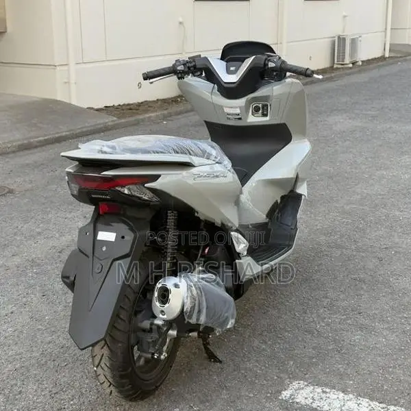 Honda PCX160 2025