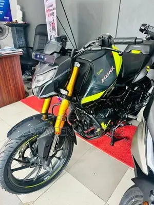 Hero Hunk 160R 4V Brand New 2026