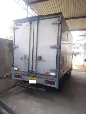 Mitsubishi Canter 2016
