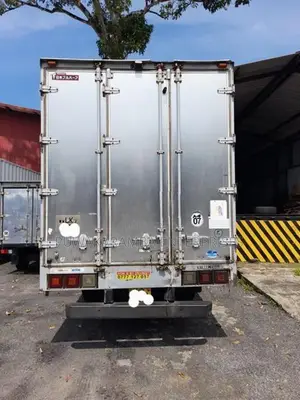 Mitsubishi Fuso 2008
