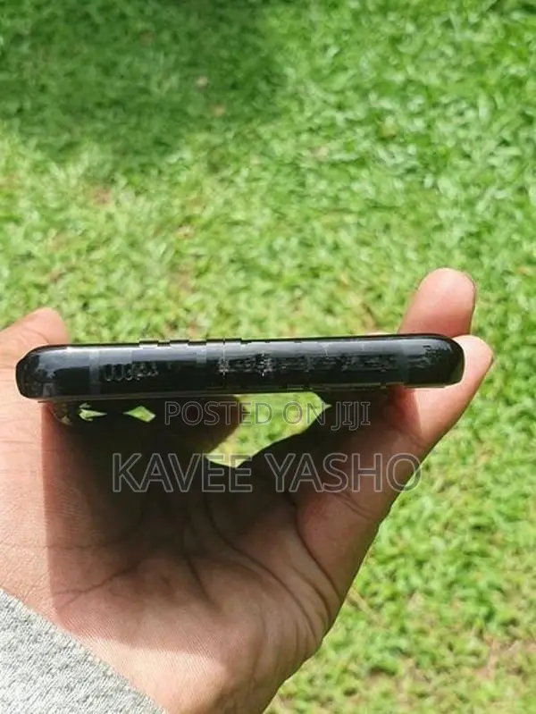 Samsung Galaxy S21 Ultra (Used)