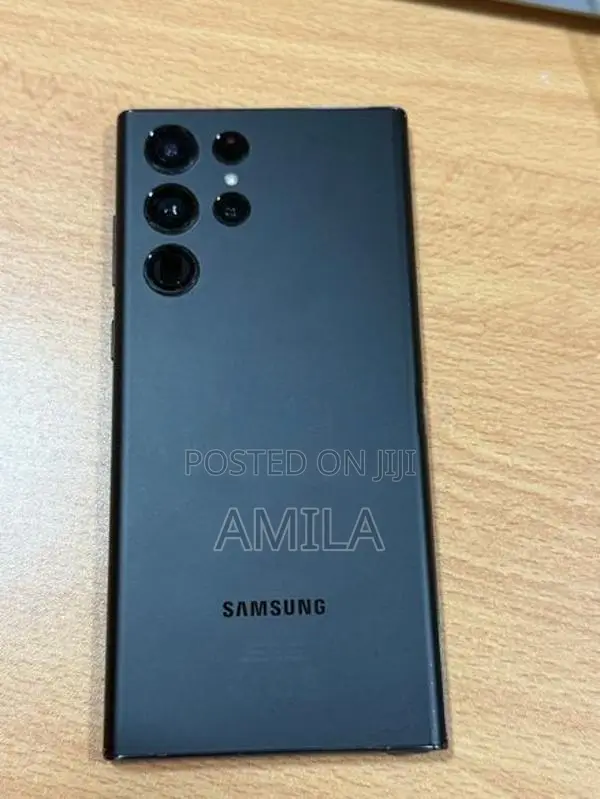 Samsung Galaxy S22 Ultra (Used)