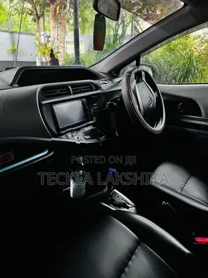 Toyota Aqua 2012