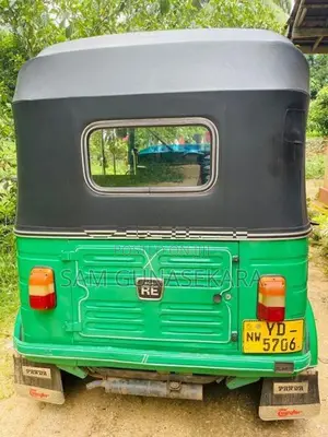 Bajaj RE 2010
