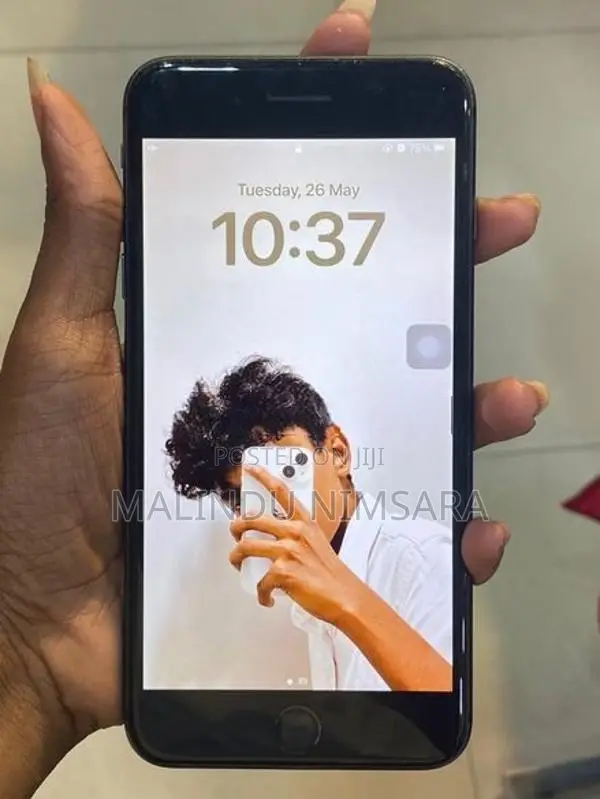 Apple iPhone 8 Plus (Used)