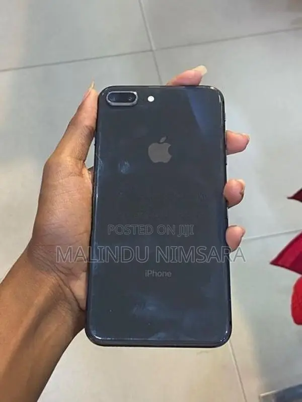 Apple iPhone 8 Plus (Used)