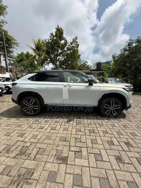 Honda Vezel Z Play 2026 MoonRoof