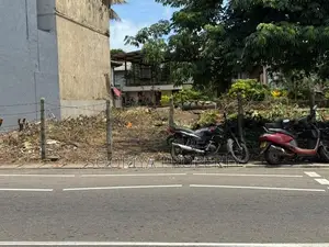 Road Facing Commercial Land for Rent in Nugegoda