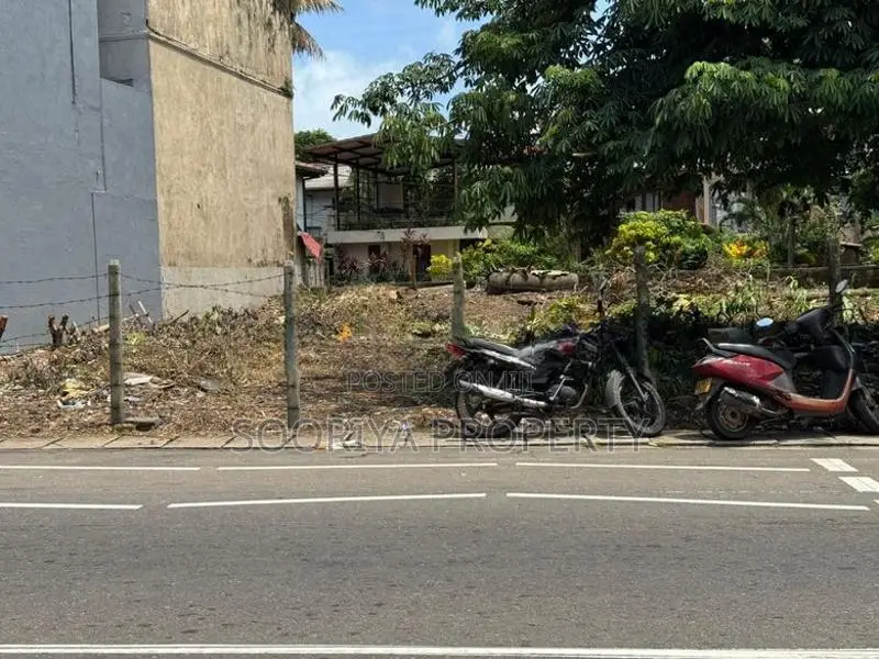 Road Facing Commercial Land for Rent in Nugegoda