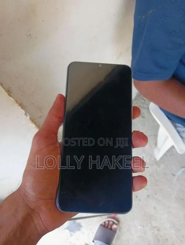Vivo V20 (Used)