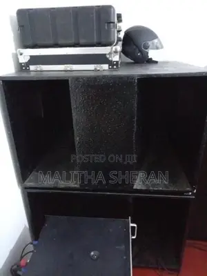 JBL Entertainment SRX725 set
