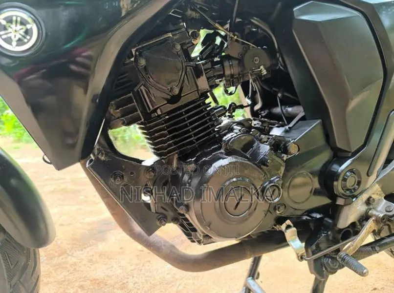 Yamaha FZ S 2015