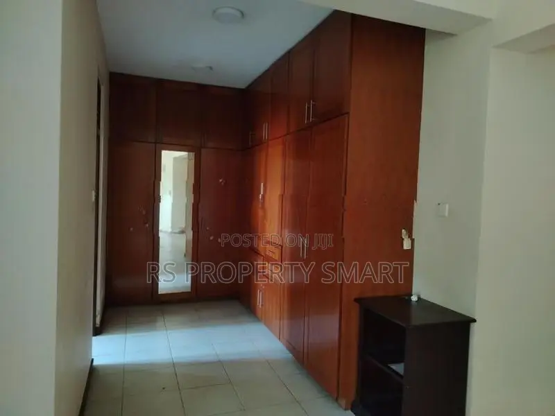 10 Bedrooms Hotel For Rent - Colombo 4