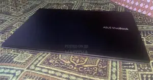 Asus Vivobook S533EQ - i7 11th Gen