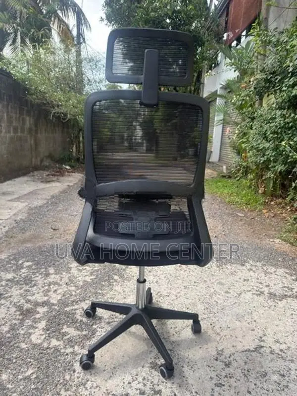 219 a Head Rest Office Chair