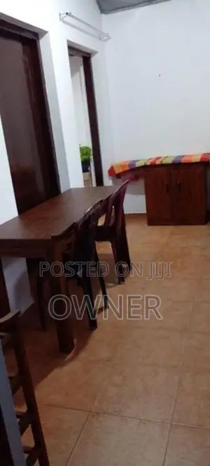 Room for rent in Colombo 10 (Girls Only)