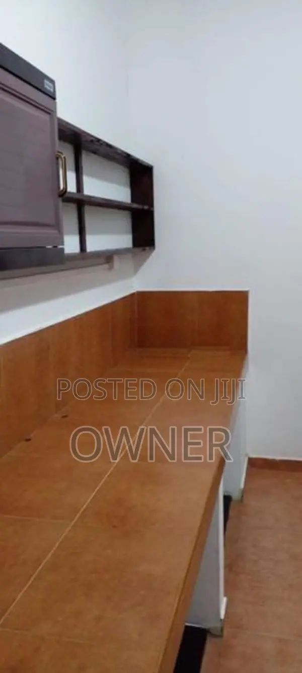 Room for rent in Colombo 10 (Girls Only)