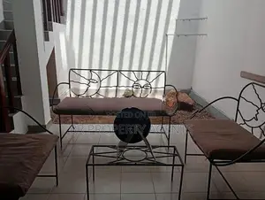 Two Story House for Sale in Thalawathugoda