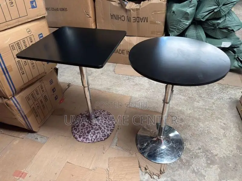 Imported Round Bar Table
