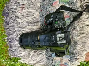 Nikon D5500 Camera with 18-55mm Lens