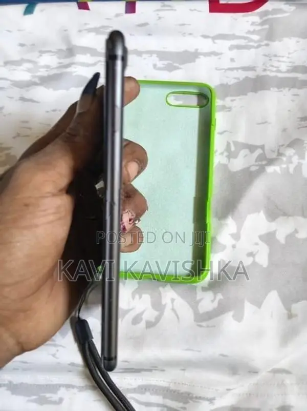 Apple iPhone 8 Plus (Used)