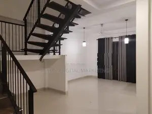 Two Story House For rent in Athurugiriya
