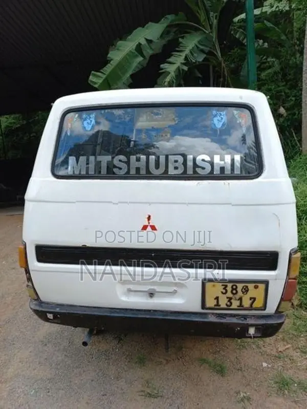 Mitsubishi Delica 1978