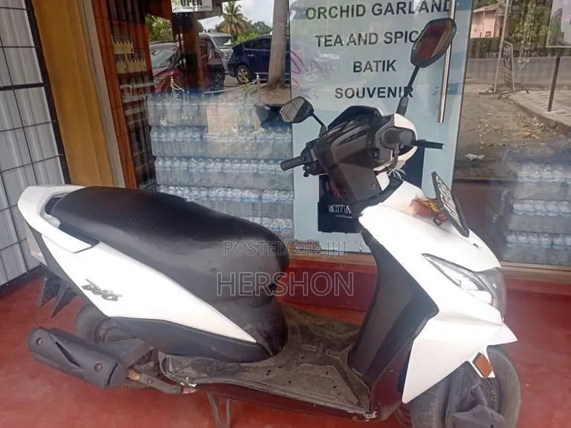 Honda Dio 2012