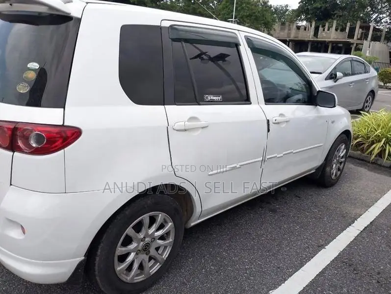 Mazda Demio 2006