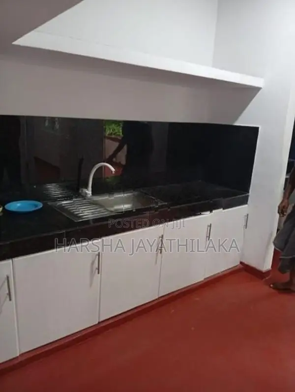 මහනුවර දොරගමුවෙන් නිවසක් විකිණීමට