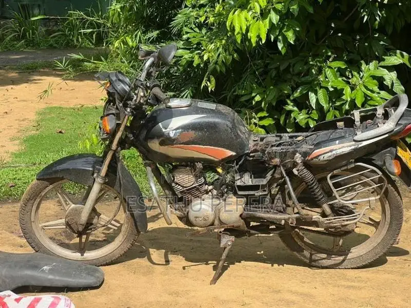 TVS Star Sport 2006